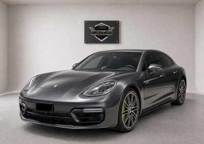 Dianteira 3/4 do Porsche Panamera Sport Turismo no estúdio da Garage 665